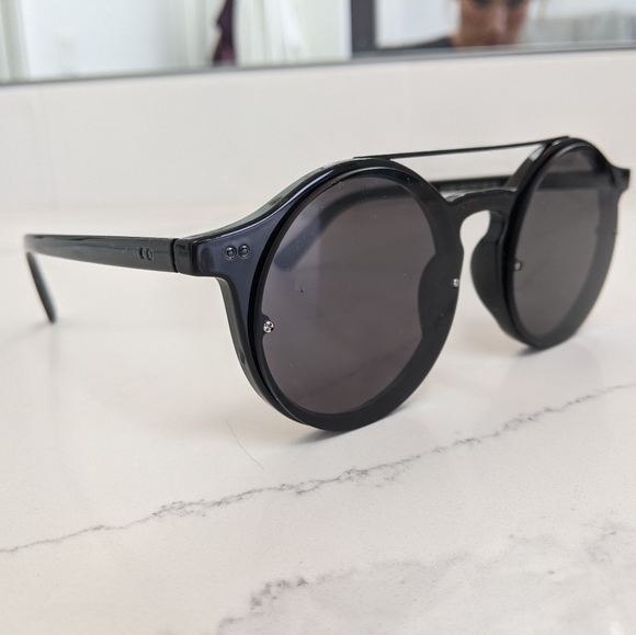 2/15 Steampunk Sunglasses - Picture 2 of 3